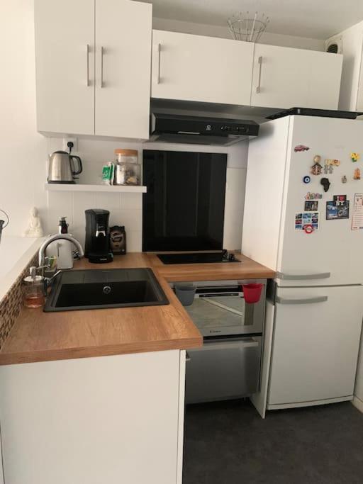 Appartement T2 En Bord De Mer Roquebrune-Cap-Martin Luaran gambar